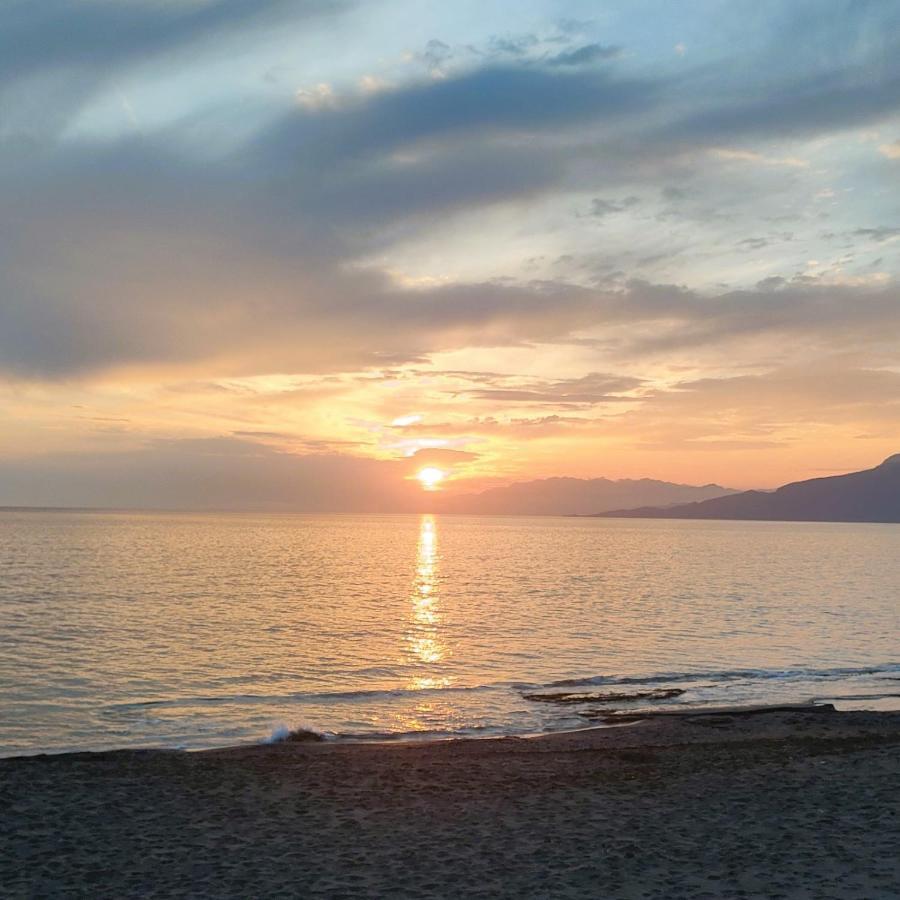 Crysalis Studios Kalamaki  Bagian luar foto